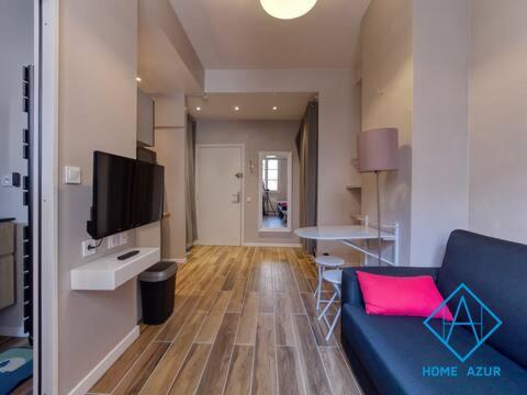 Appartement Port De Nice- Neptune- Superbe Studio!